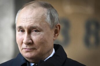 Путин подписал закон о выплатах. Их получателями станут и жители Прибалтики